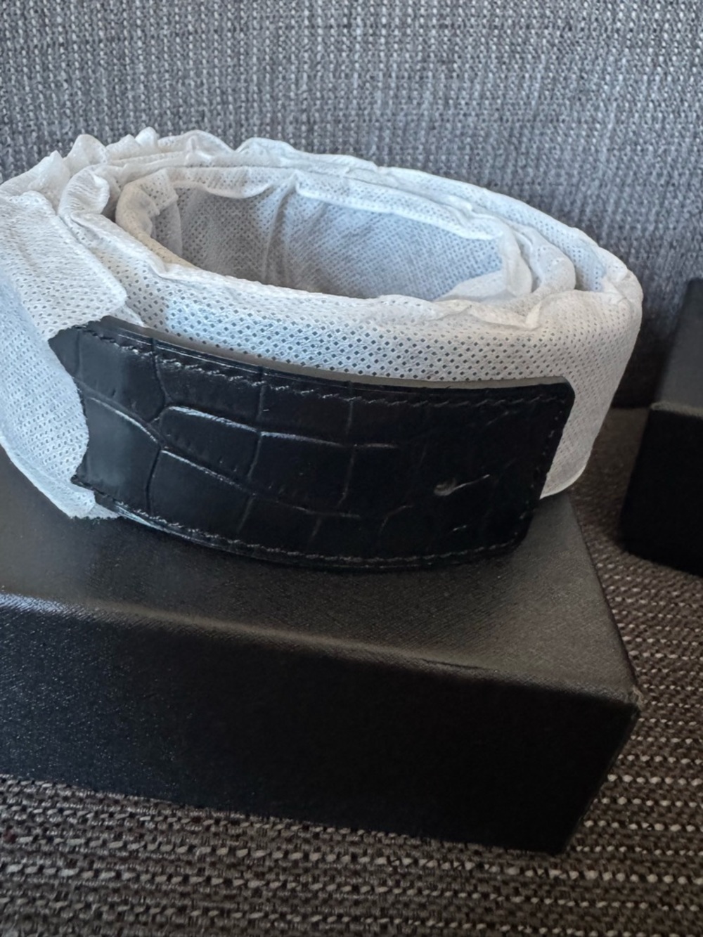 Men's Black Croc-Embossed Leather Belt - Refined Everyday Style